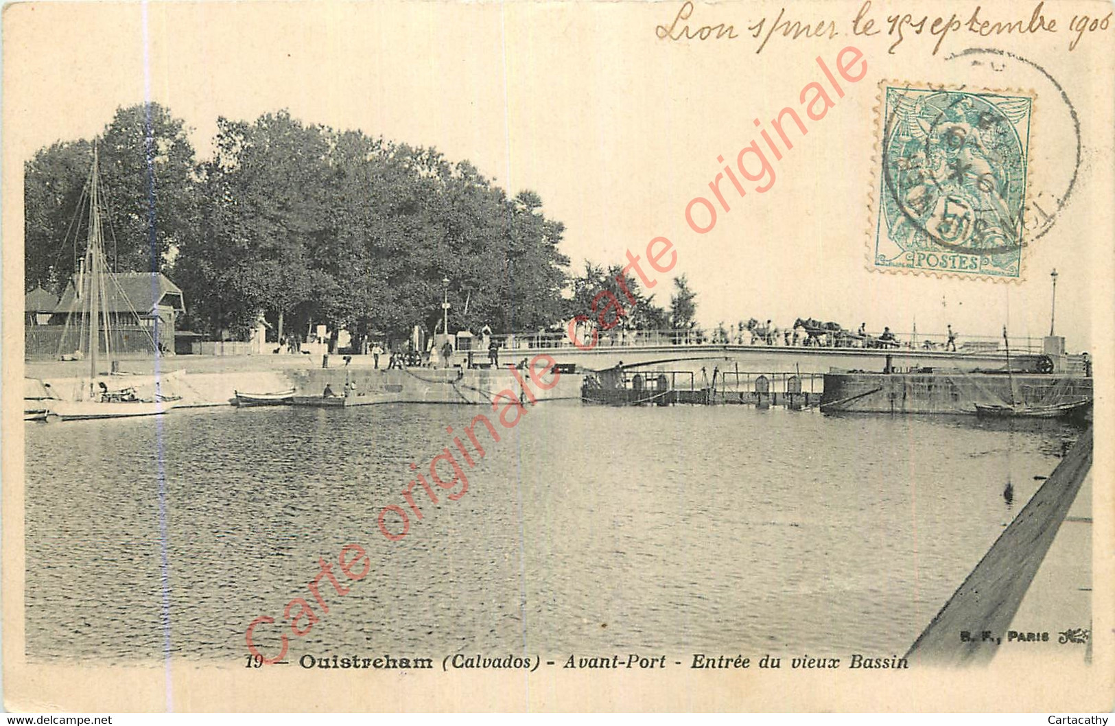 14.  OUISTREHAM .  Avant-Port .  Entrée Du Vieux Bassin . - Ouistreham