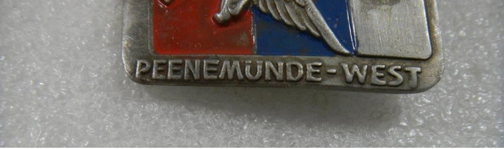 WW2 German Luftwaffe Airbase Patrol Badge With Personal Number: " Fersuchsstell D.l.w. Peenemunde-west"  - Replica - 1939-45