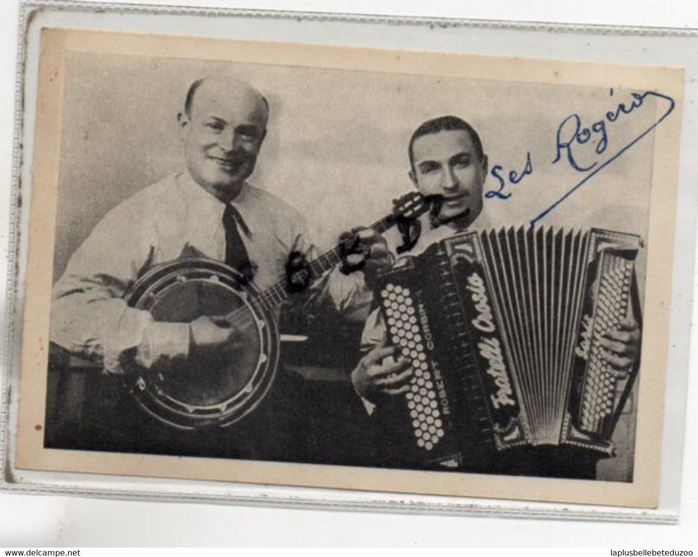 CARTE PUBLICITAIRE - MUSICIENS ACCORDEON BANJO - LES ROGERO - Vers 1947 - FRANCE - Accordéon Robert Corbin - Pas Courant - Música Y Músicos