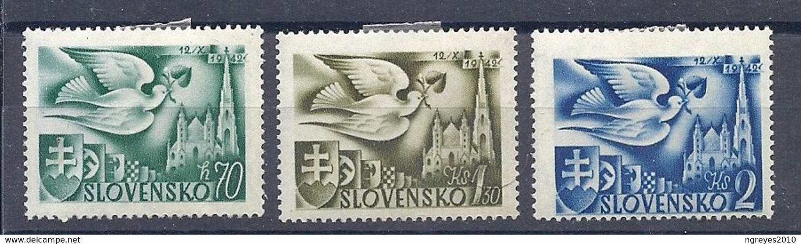 210039476  ESLOVAQUIA.  YVERT  Nº  74/6  */MH - Unused Stamps