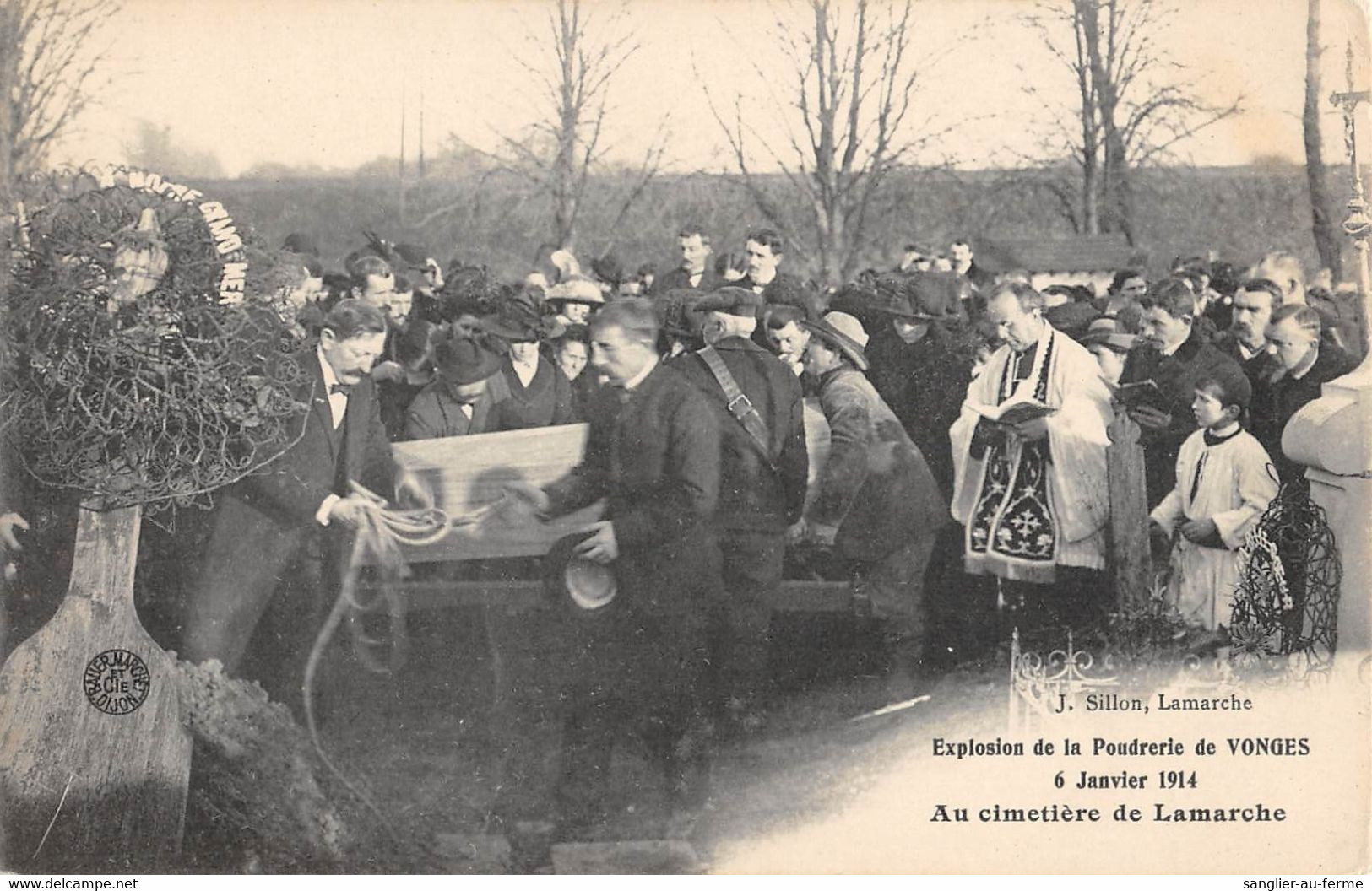 CPA 21 EXPLOSION DE LA POUDRERIE DE VONGES 1914 AU CIMETIERE DE LAMARCHE - Autres & Non Classés