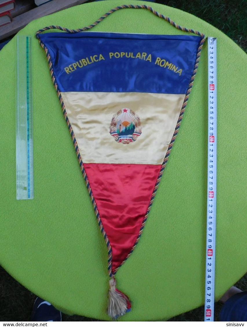 Flag (Pennant Banderín)  -  Romania  - Federatia Romina De Handbal - Handball Federation - Communist Era - Balonmano