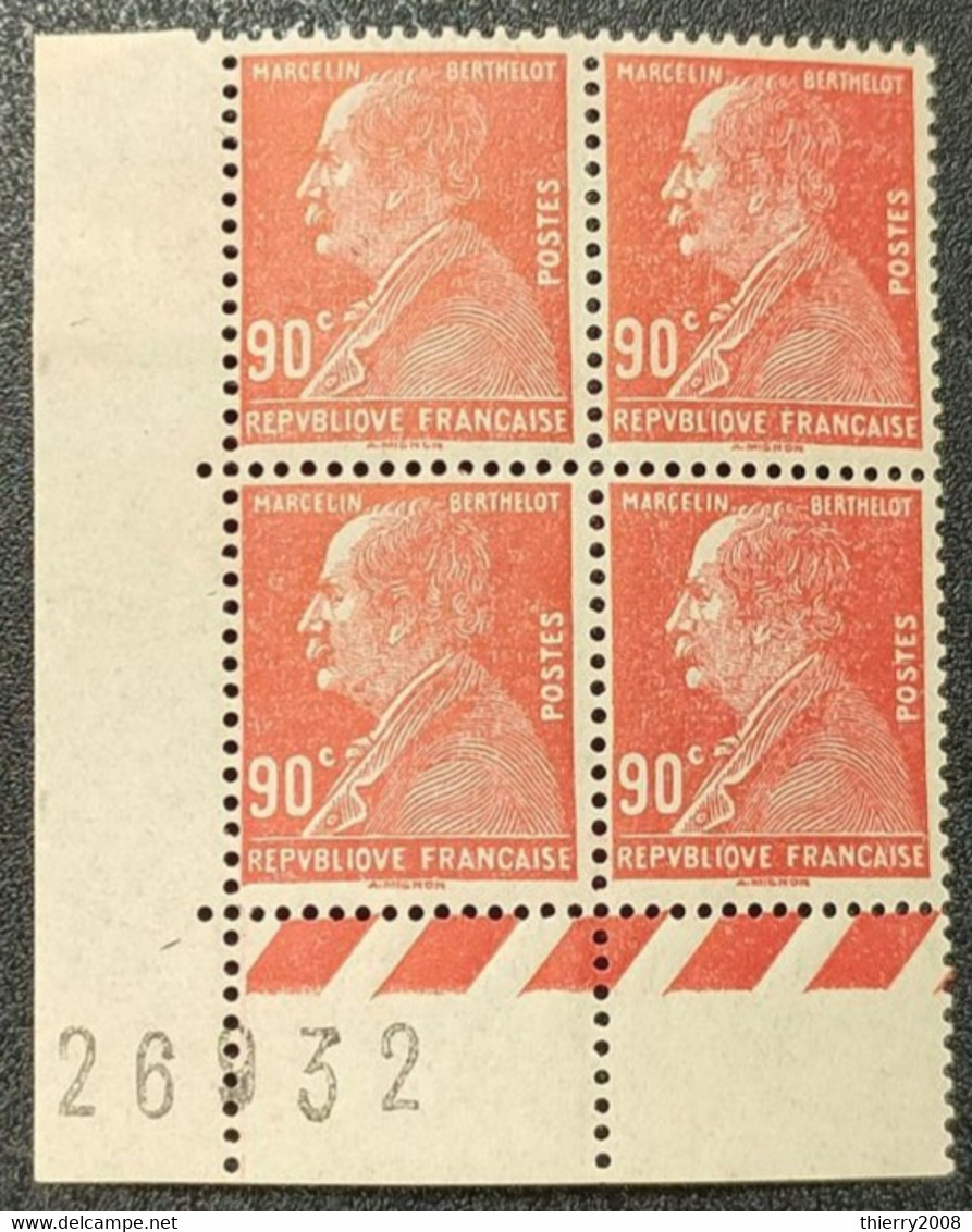 N° 243 Neuf ** Gomme D'Origine En Bloc De 4  TB - Unused Stamps