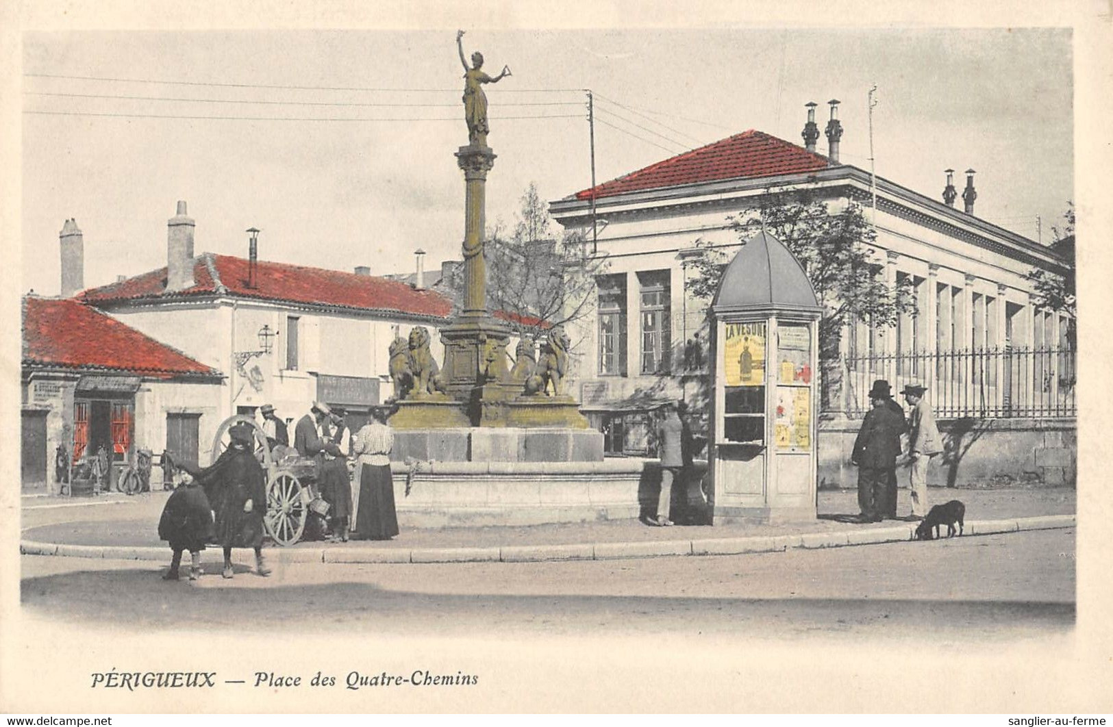 CPA 24 PERIGUEUX PLACE DES QUATRE CHEMINS - Périgueux