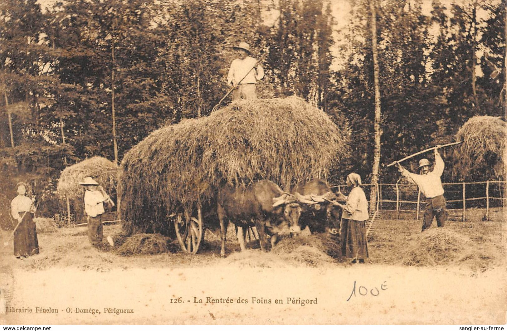 CPA 24 LA RENTREE DES FOINS EN PERIGORD - Otros & Sin Clasificación