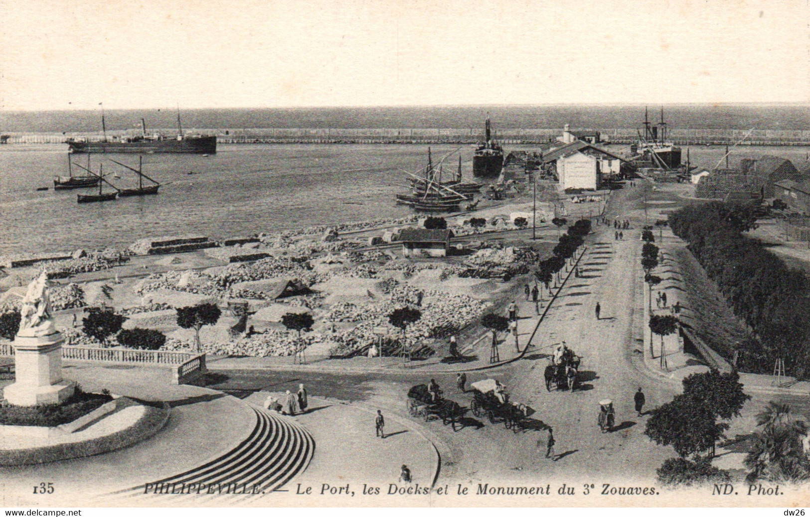 Philippeville (Skikda, Algérie) Le Port, Les Docks Et Le Monument Du 3ème Zouaves - Collection ND Phot Carte N° 135 - Skikda (Philippeville)