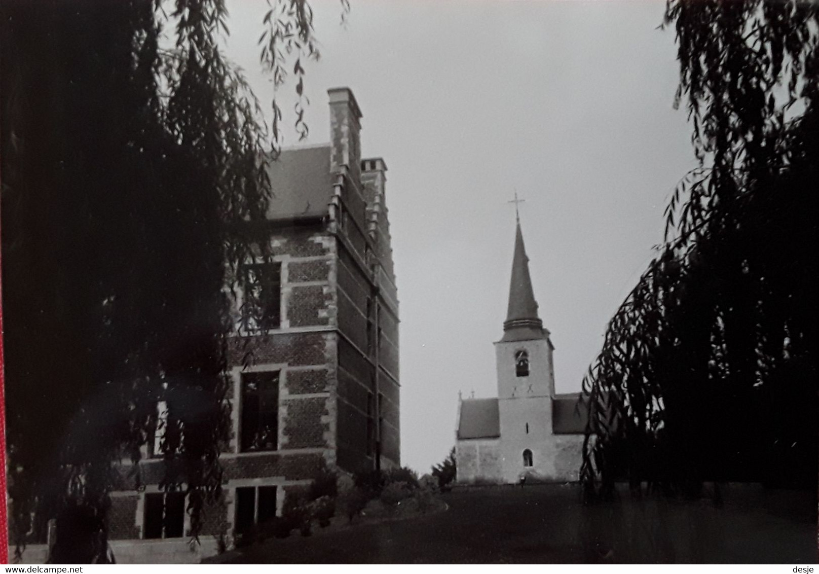 Meise Foto Van De Kerk Vanaf De Pastorij - Meise