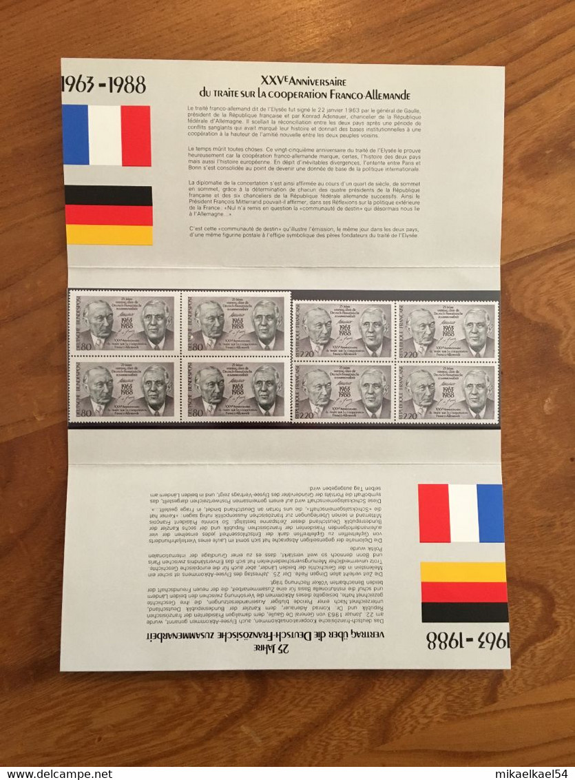 Pochette Philatélique D'émission Commune FRANCE-ALLEMAGNE XXV Anniversaire Du Traité De Coopération - 1988 - Neuf - Souvenir Blokken