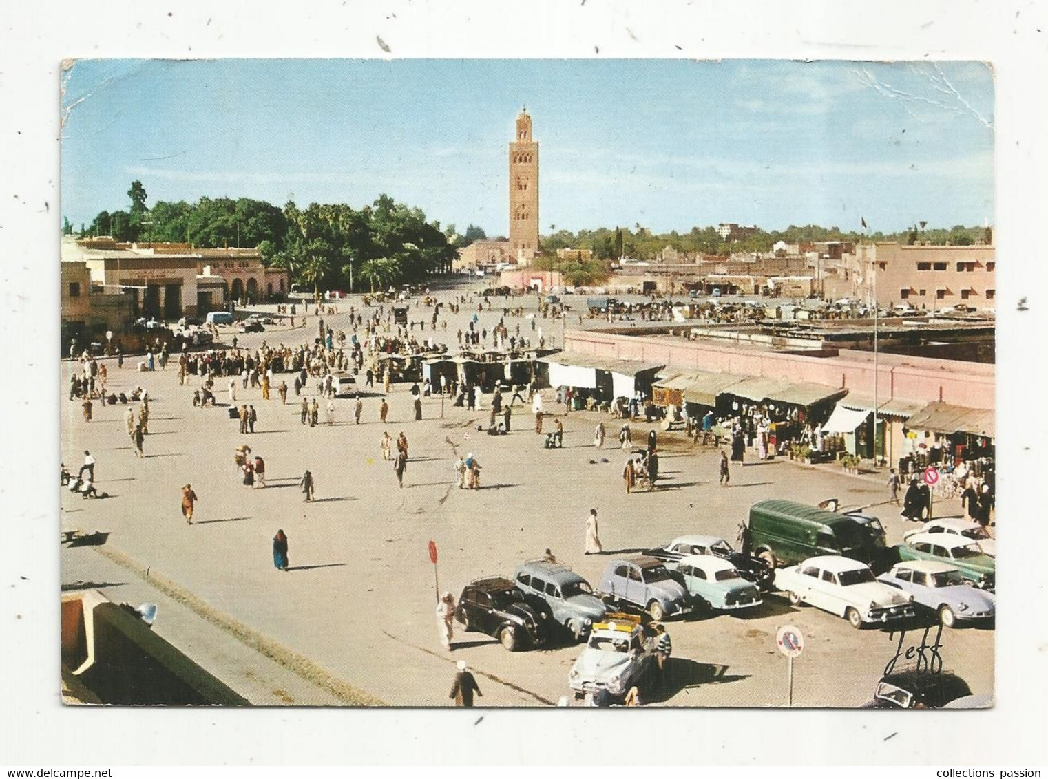 Cp, Automobiles , CITROEN 2 Cv , DS..... Maroc , Place Djermaa El Fna à MARRAKECH ,voyagée - Turismo