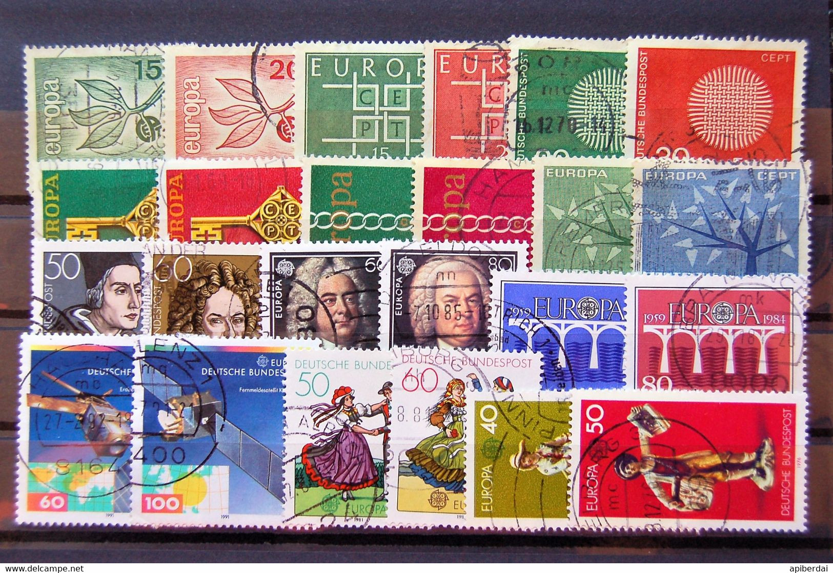 Allemagne Germany - 12 Differents Pairs Of Europa Used - Collections