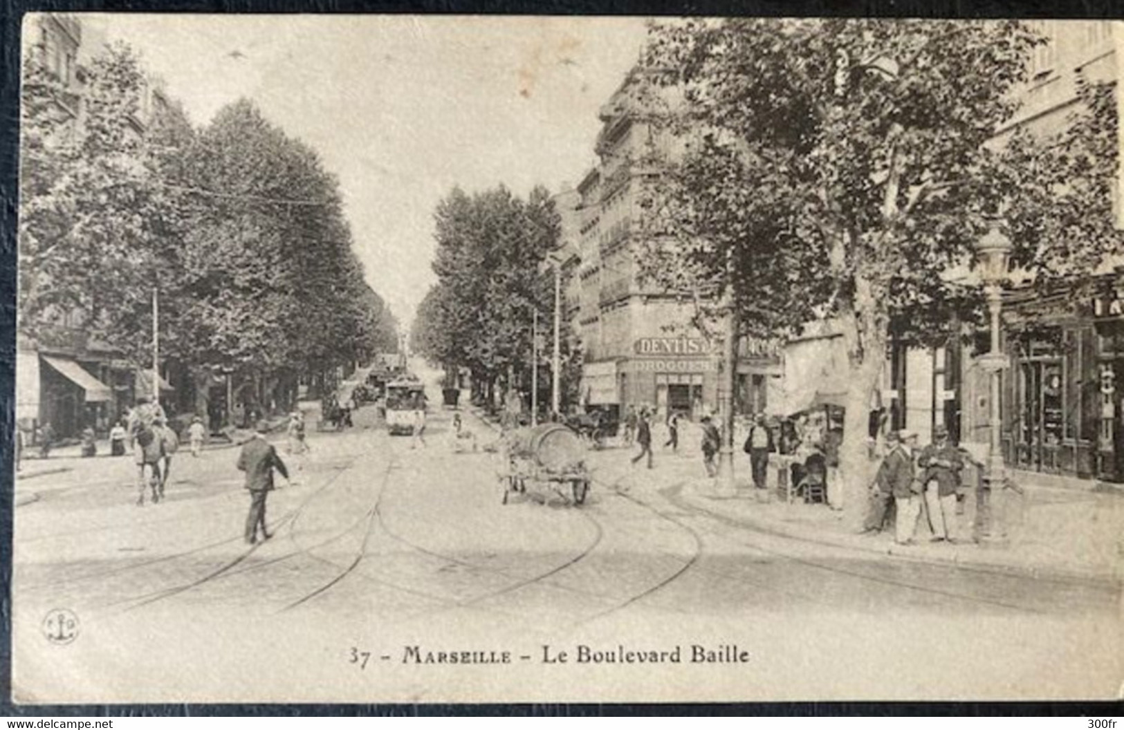 CPA MARSEILLE  Boulevard Baille  (13 Bouches Du Rhône )  Animée Hommes Femmes FiAttelage Chevaux Devanture Dentiste  Dro - Timone, Baille, Pont De Vivaux