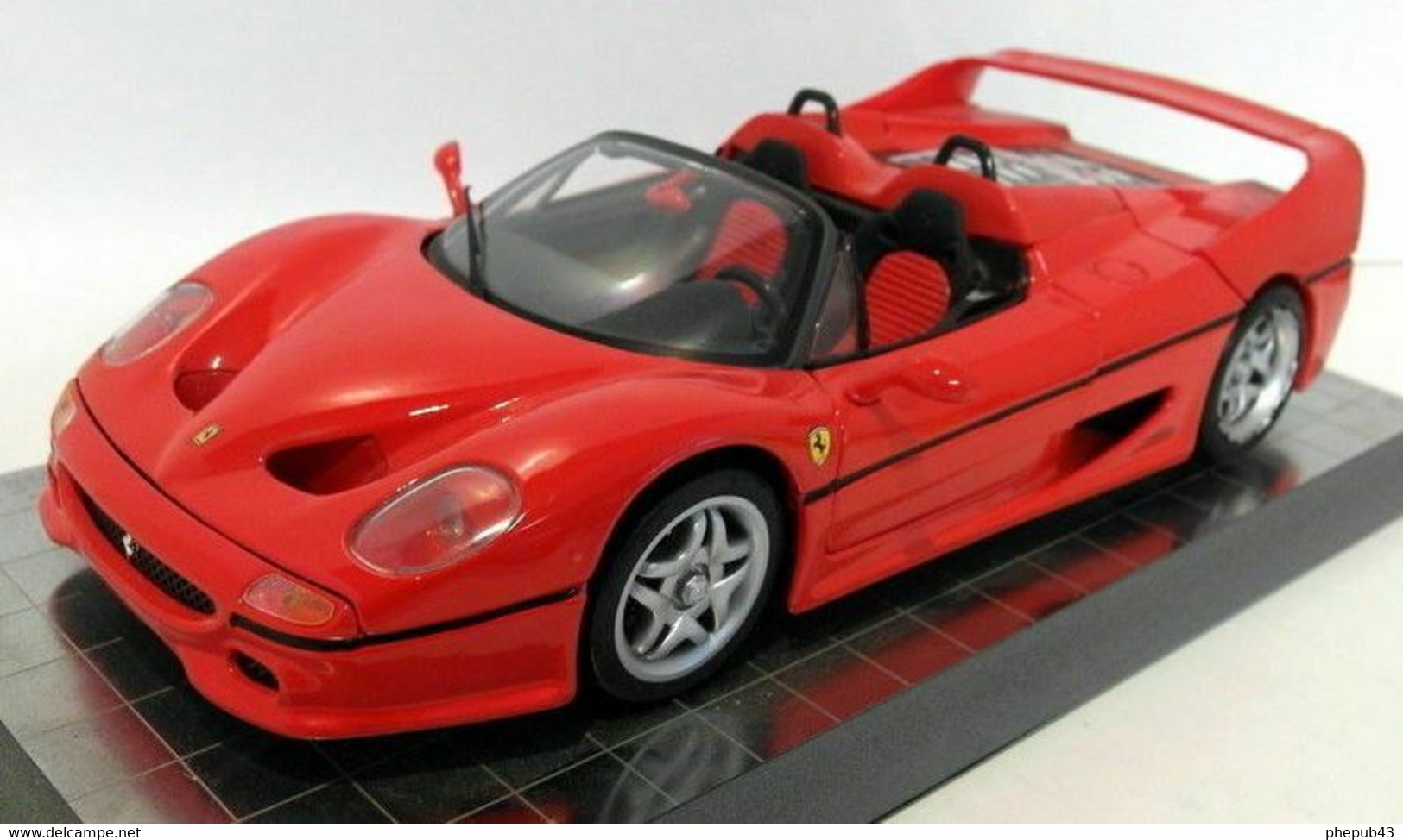 Ferrari F50 Cabrio - 1995 - Rouge - Maisto (1:18) - Maisto