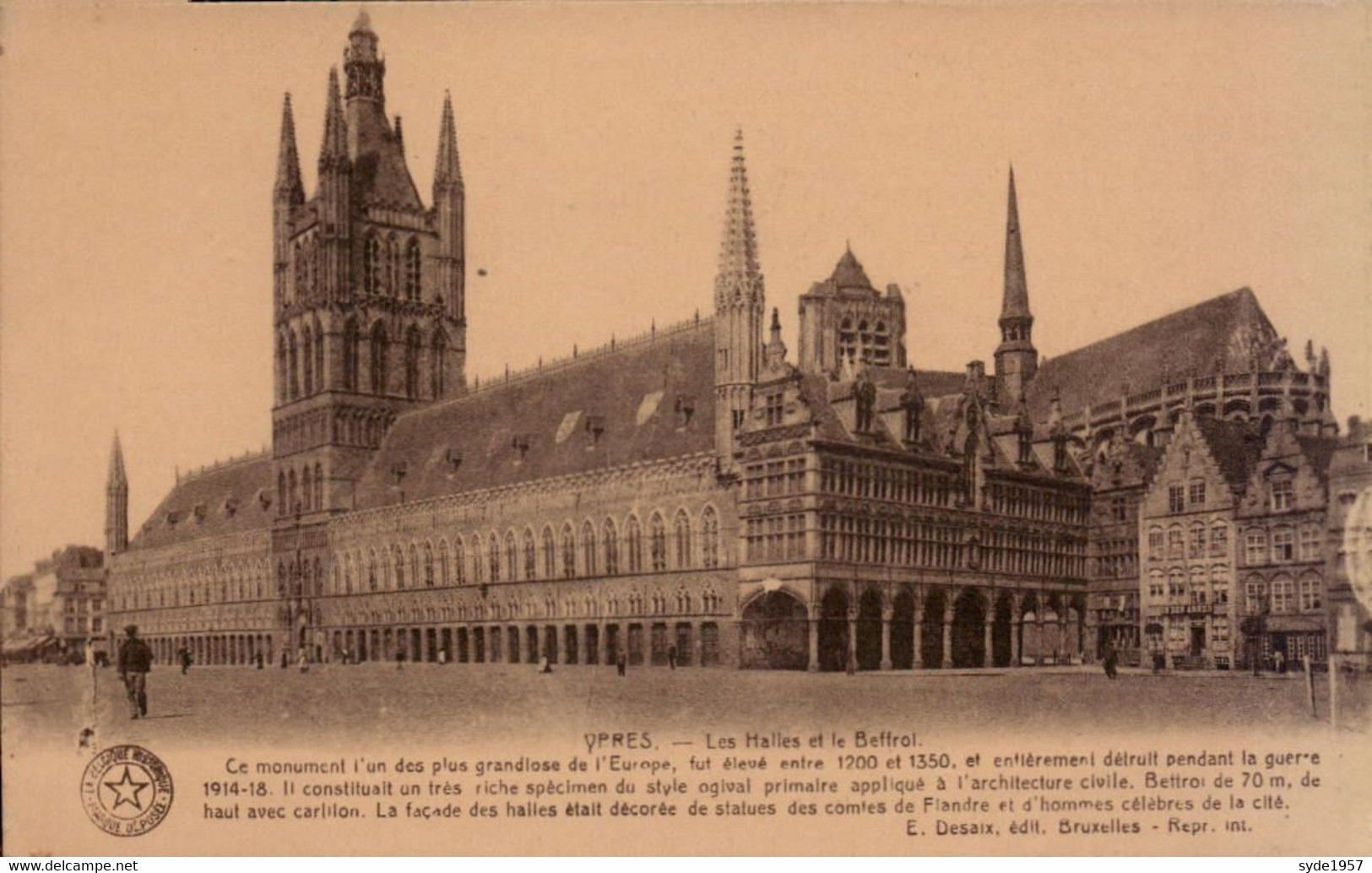 Ypres Les Halles Et Le Beffroi - Ieper