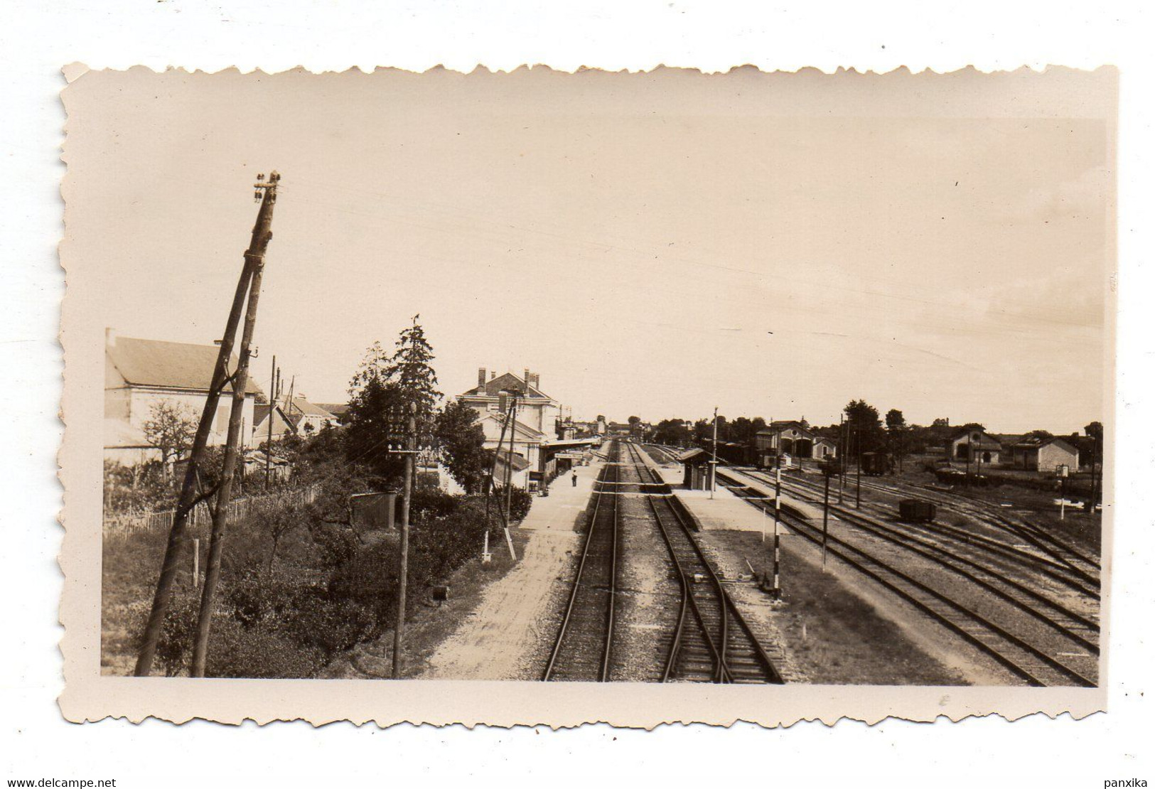 Neuville En Poitou. La Gare . Photo Originale 1936. - Neuville En Poitou