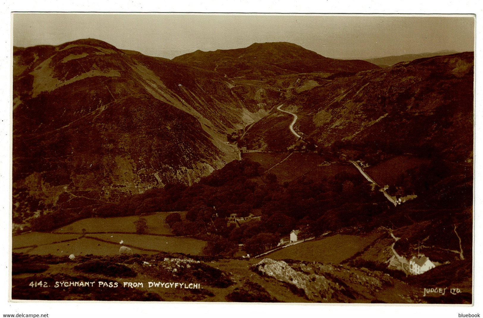 Ref 1489 - Judges Real Photo Postcard - Sychnant Pass From Dwygyflchi - Wales - Caernarvonshire