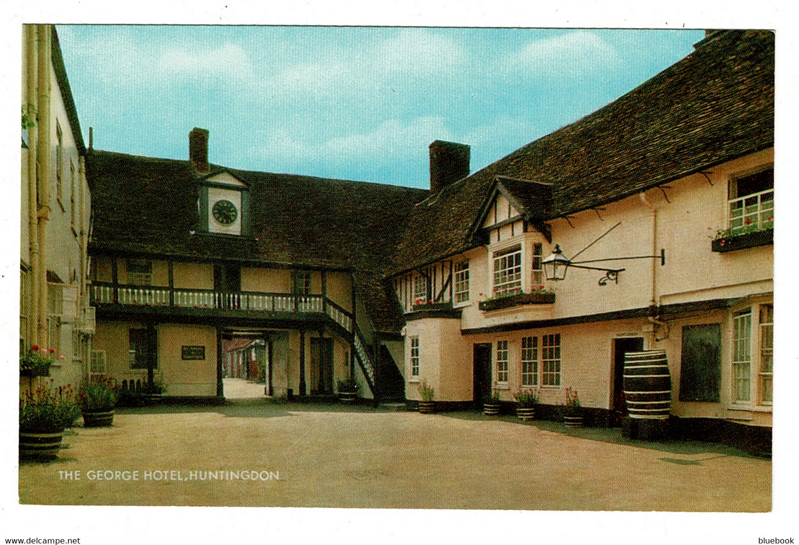 Ref 1490 - J. Salmon Postcard -The George Hotel Huntingdon - Huntingdonshire