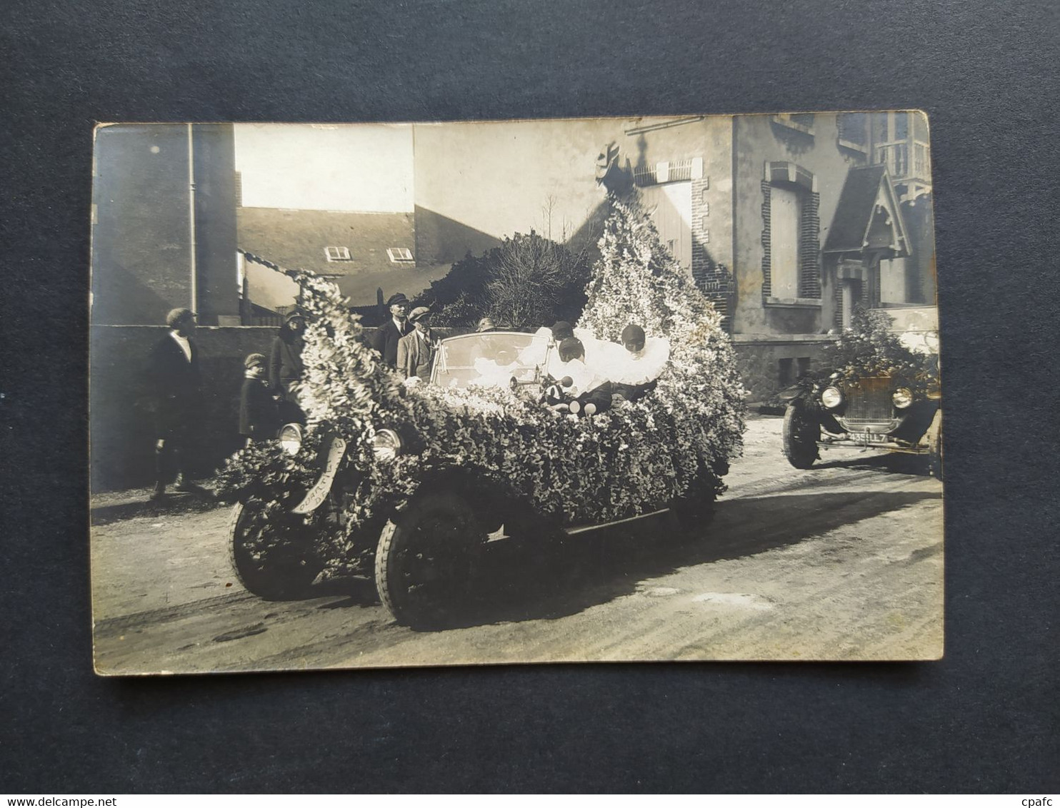 lot de 7 cartes photo - Fête de la Mi-Carême de Guérande (tampon au dos de Penot à Guerande et Thomaray Le Croisic)