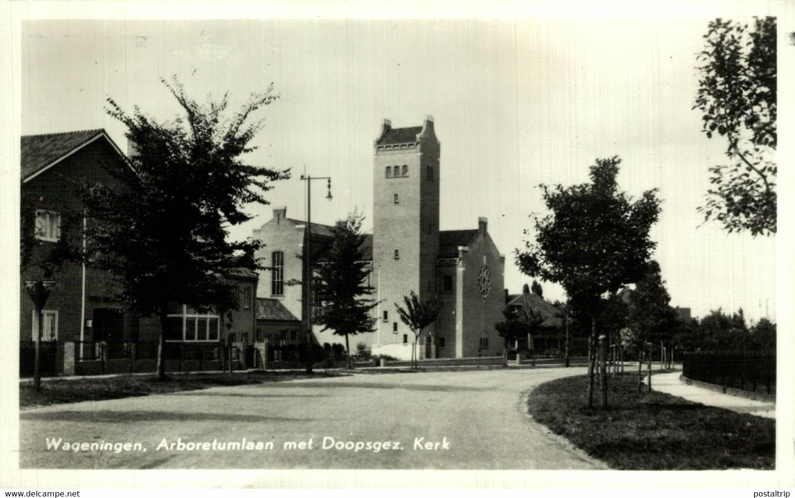 WAGENINGEN    ARBORETUMLAAN MET DOOPSGEZ KERK   GELDERLAND   HOLLAND HOLANDA NETHERLANDS - Wageningen