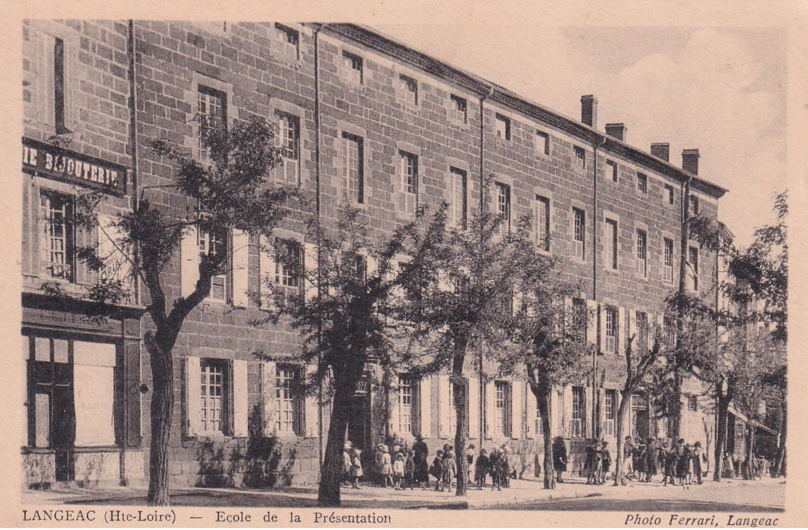 LANGEAC (Haute Loire) - Ecole De La Présentation - Langeac