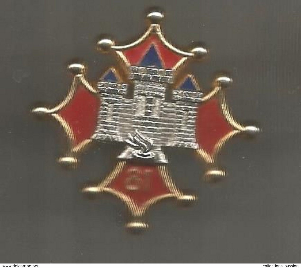 Insigne , Militaria , 81 E REGIMENT D'INFANTERIE , Drago Paris H 111 ,2 Scans, Frais Fr 1.95 E - Army