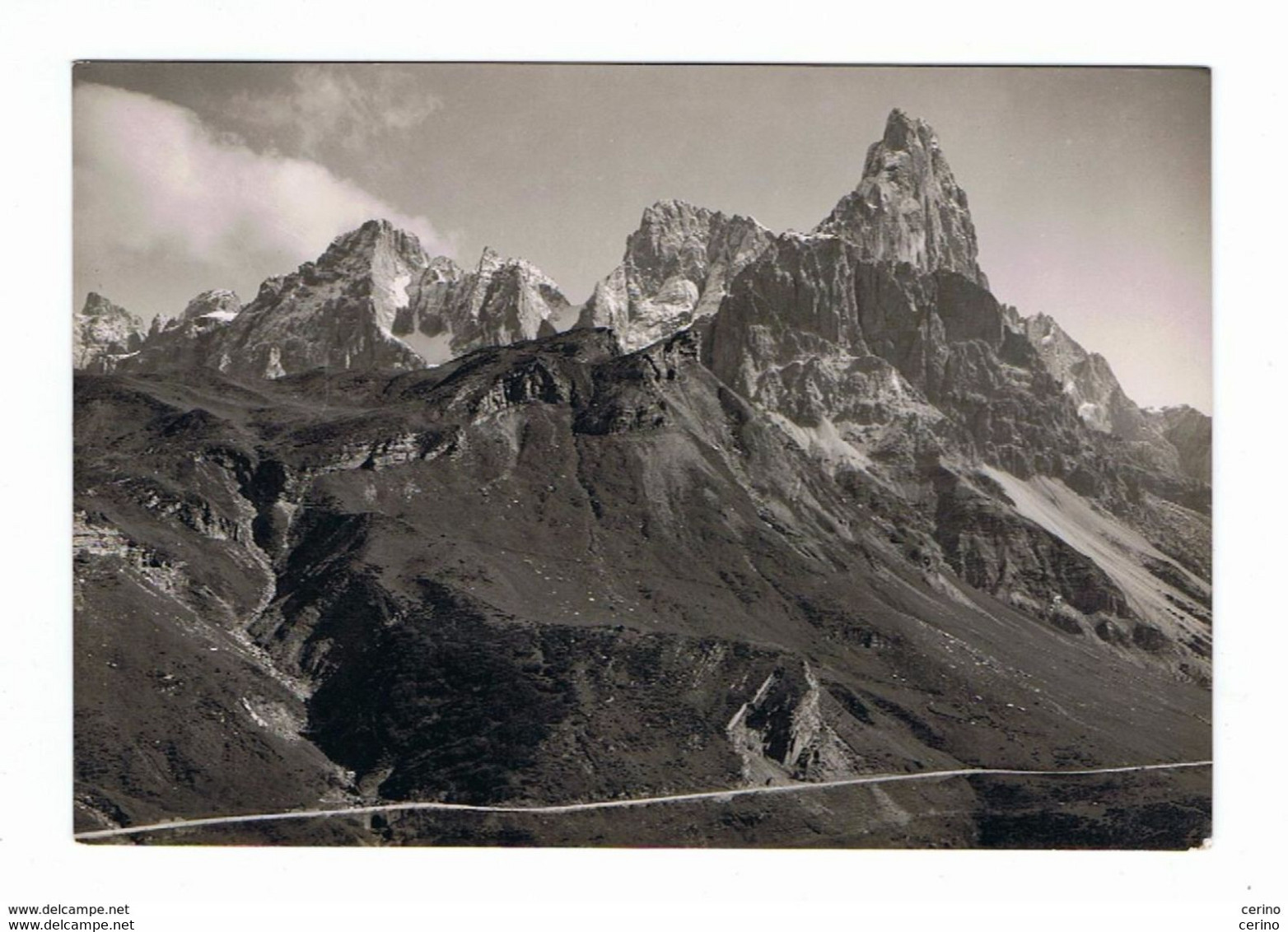 IL  CIMON  DELLA  PALA (TN):  VISTO  DA  PASSO  ROLLE  -  FOTO  -  FG - Escalada