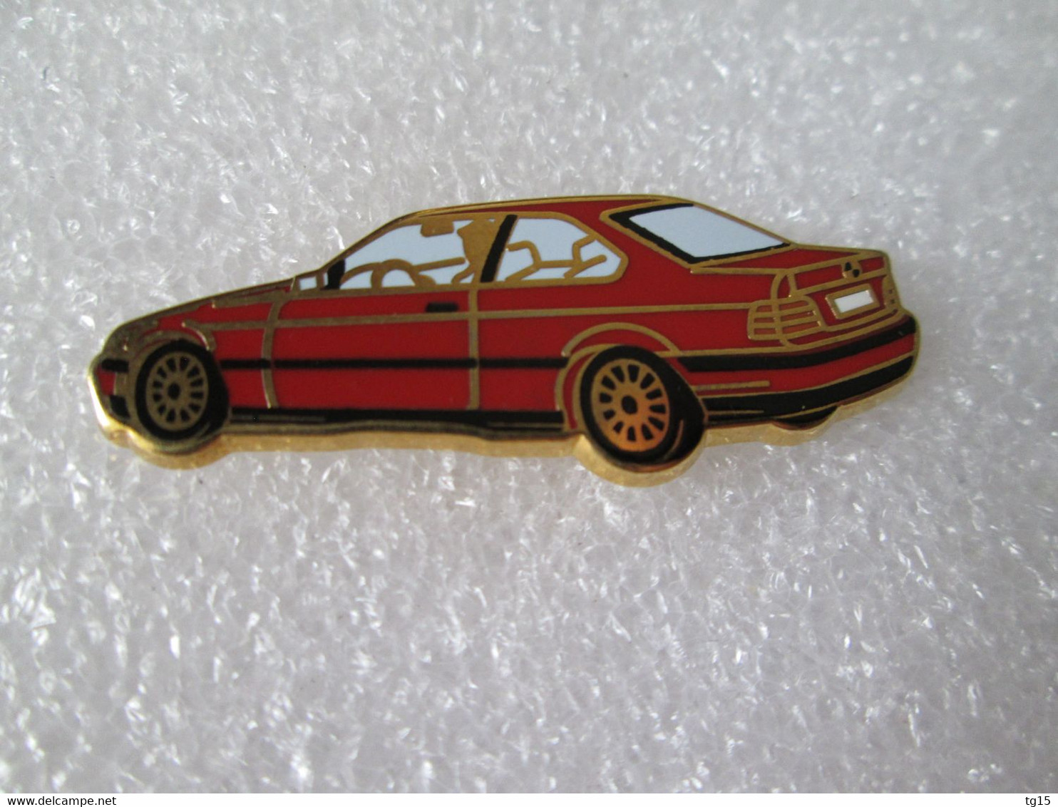 PIN'S   BMW   SERIE 3   E 36     ARTHUS BERTRAND - BMW