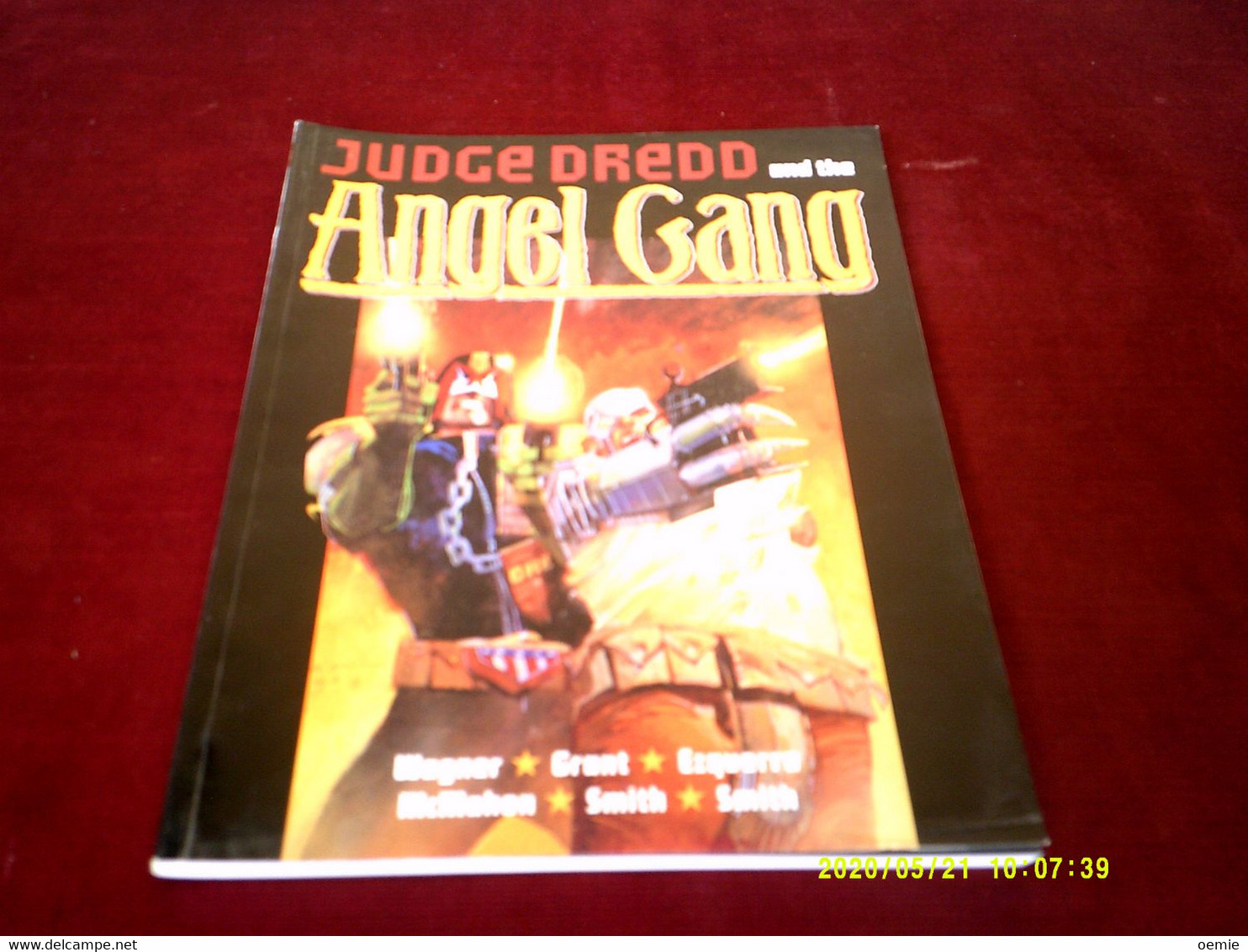 JUDGE  DREDD   °  AND THE  ANGEL GANG - Otros Editores