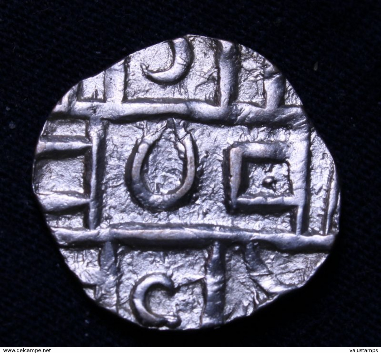 Bhutan:Bhutan British India 1/2 Rupee (Deb) 1820-1840 AD.billion Coin 54-305 - Butan