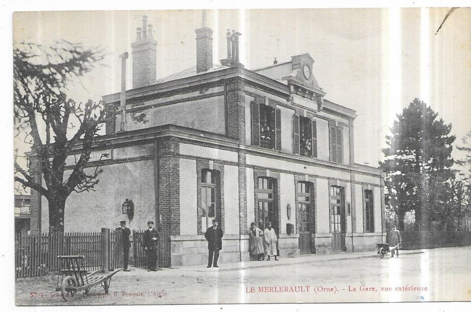 Le Merlerault La Gare, Vue Extérieure - Le Merlerault