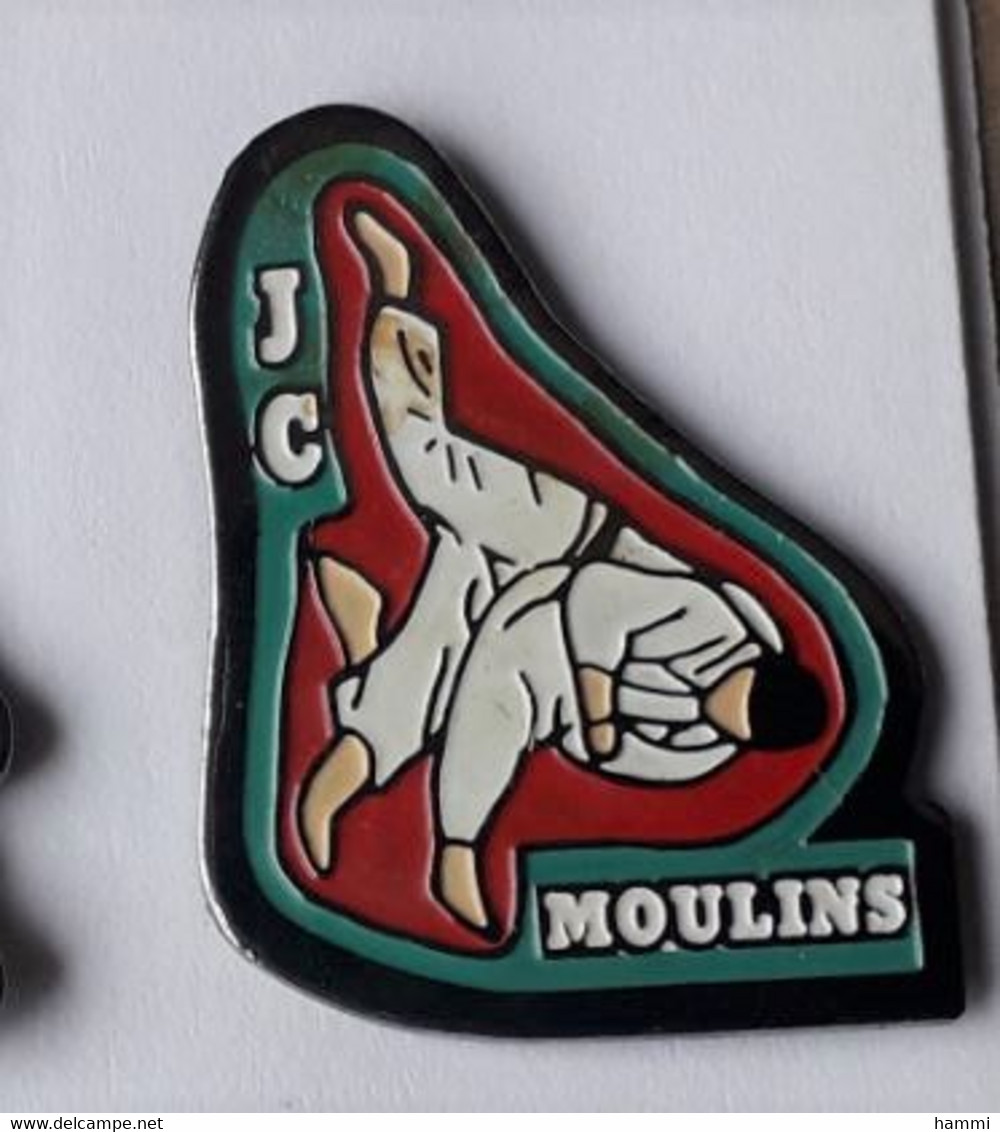 QQ126 Pin's Judo Club MOULINS Allier Achat Immédiat - Judo