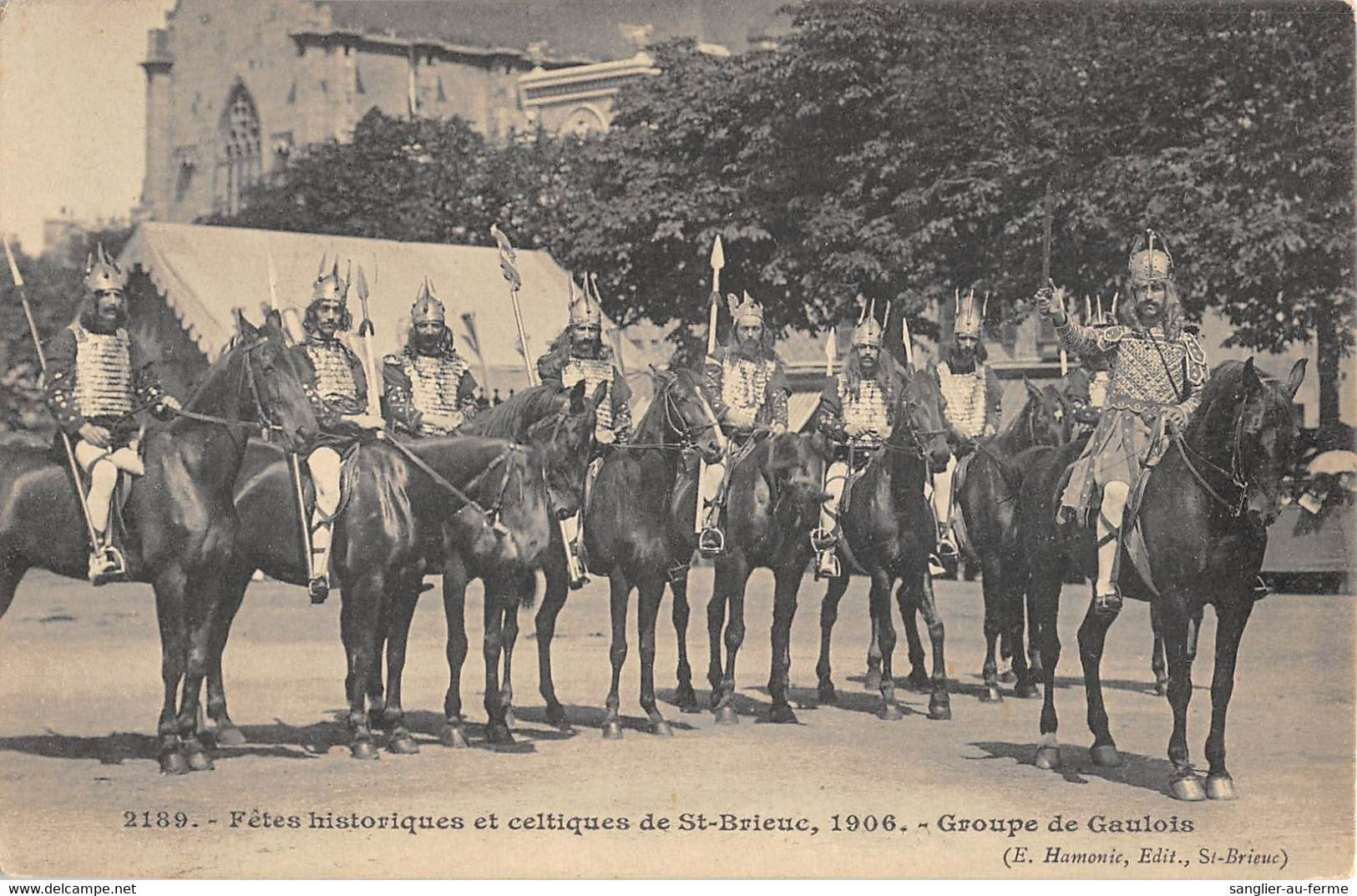 CPA 22 FETES HISTORIQUES ET CELTIQUES DE SAINT BRIEUC 1906 GROUPE DE GAULOIS - Saint-Brieuc