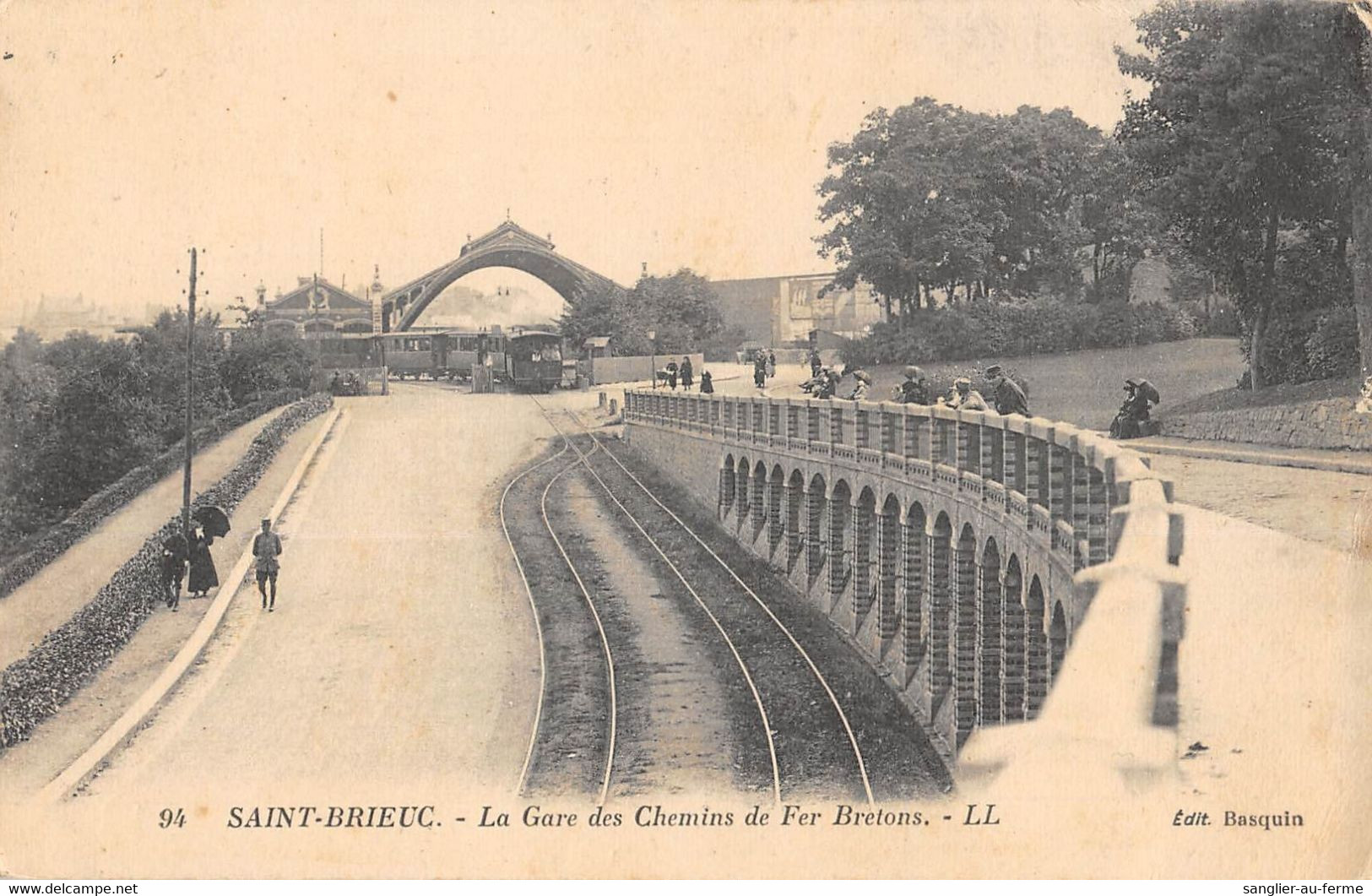 CPA 22 SAINT BRIEUC LA GARE DES CHEMINS DE FER BRETONS - Saint-Brieuc