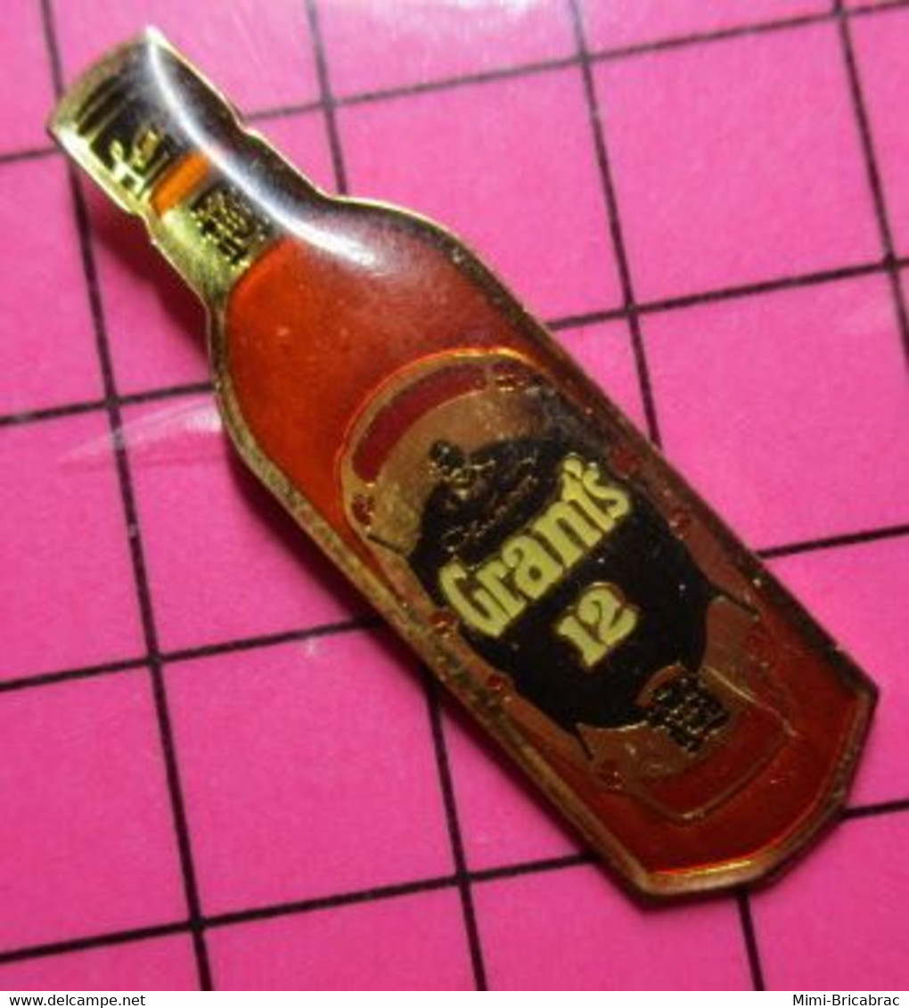 421 Pin's Pins / Beau Et Rare / THEME : BOISSONS / BOUTEILLE DE WHISKY GRANT'S 12 ANS D'AGE - Boissons