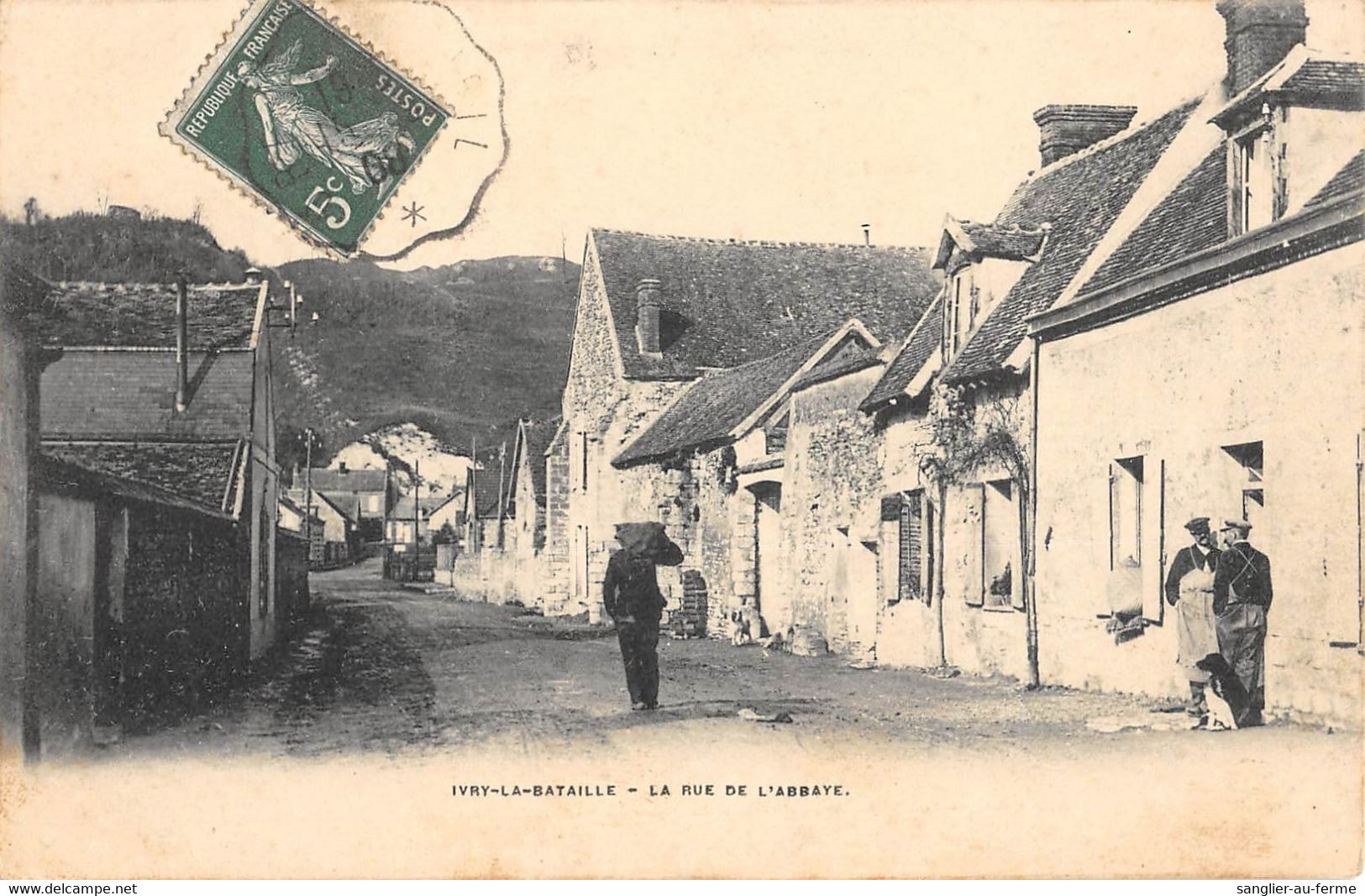 CPA 27 IVRY LA BATAILLE RUE DE L'ABBAYE - Ivry-la-Bataille