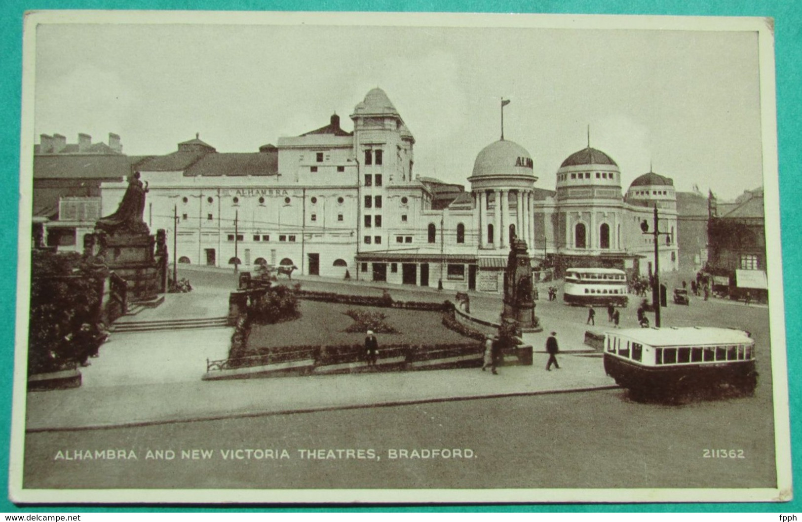 ALHAMBRA AND NEW VICTORIA THEATRES  -  BRADFORD  -  211362 - Bradford