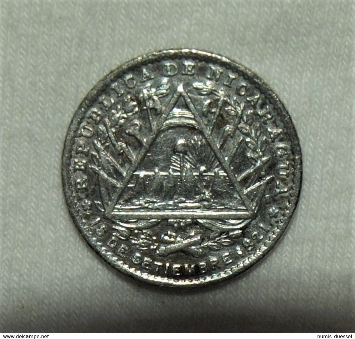 Silber/Silver Nicaragua Independence 1821, 1887 H, 5 Centavos VZ/XF - Nicaragua