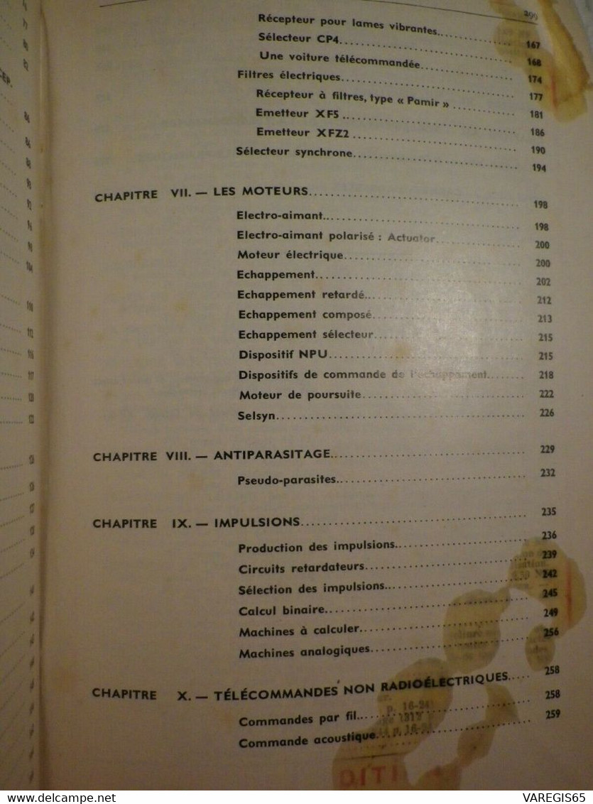 2 LIVRES - MANUEL TELECOMMANDE RADIO 1955 - PRATIQUE DE LA TELECOMMANDE 1961 - POUR MODELES  REDUITS