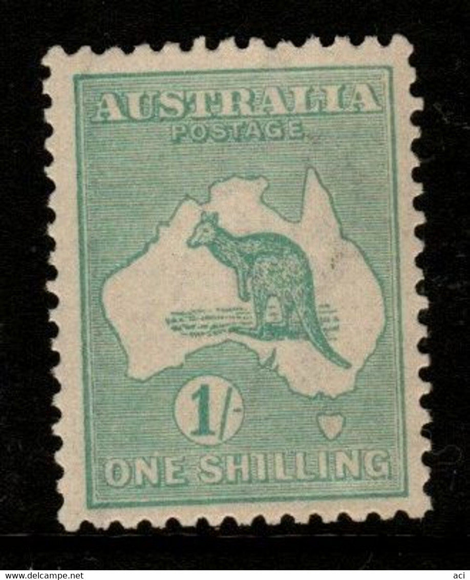 Australia SG 40  1915-20 3rd Wtmk Kangaroo,One Shilling Green,Mint Never Hinged - Mint Stamps