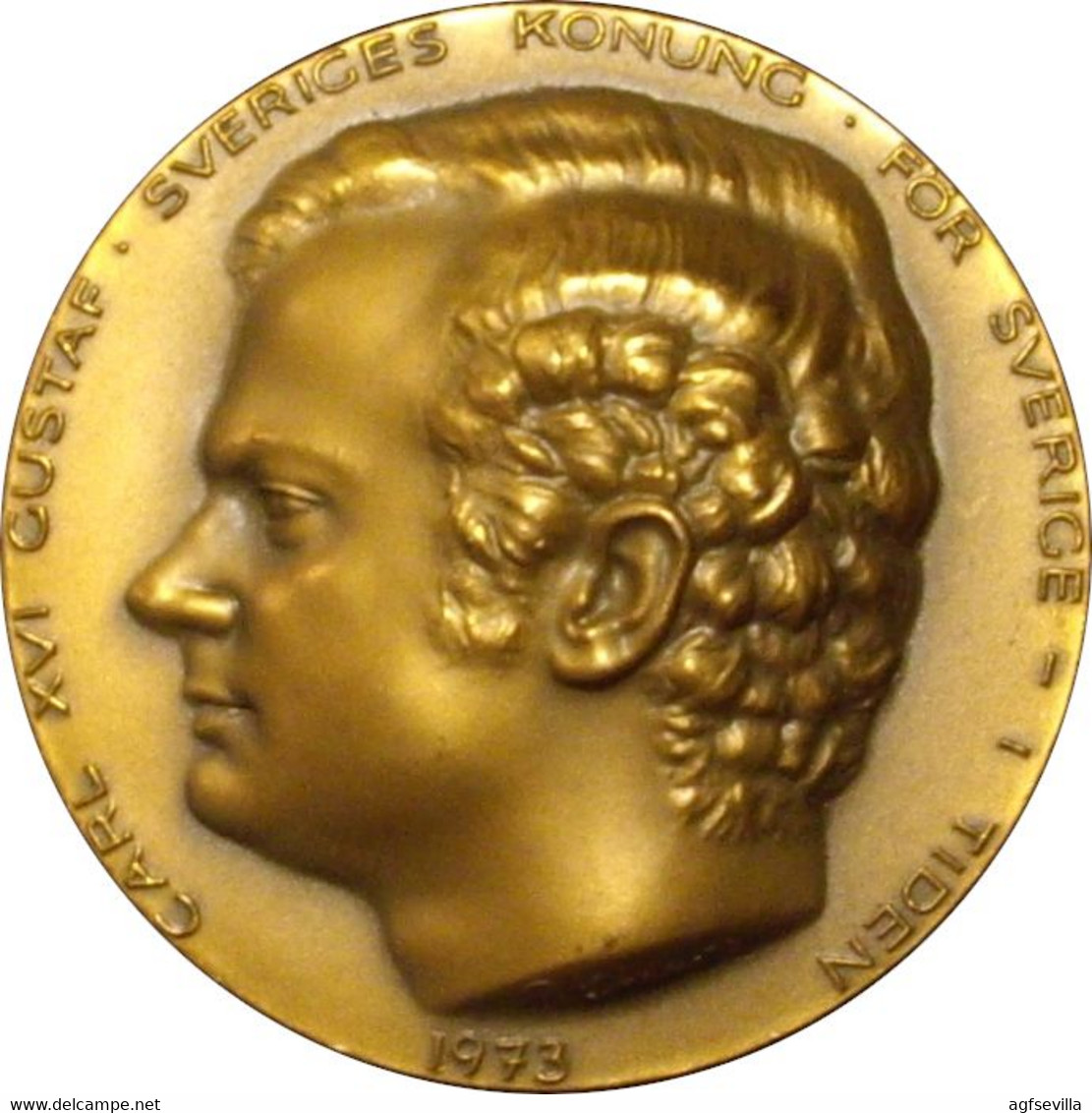 SUECIA. MEDALLA CORONACIÓN REY CARLOS GUSTAVO XVI. 1.973. BRONCE - Royal / Of Nobility