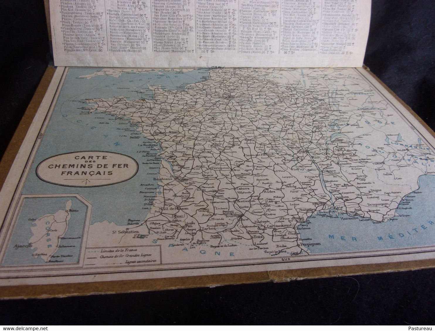 Calendrier 1929. Département d' Eure et Loir .4 Faces carton et 22 pages intérieures .La Vierge de la Belle Jardinière.