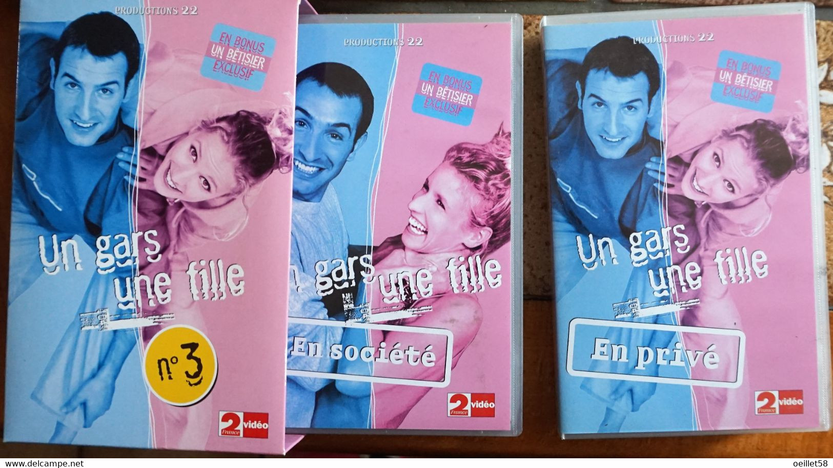 Lot De 2 Cassettes Vidéos VHS - Un Gars, Une Fille N° 3 Dans Un Coffret - TV-Reeksen En Programma's