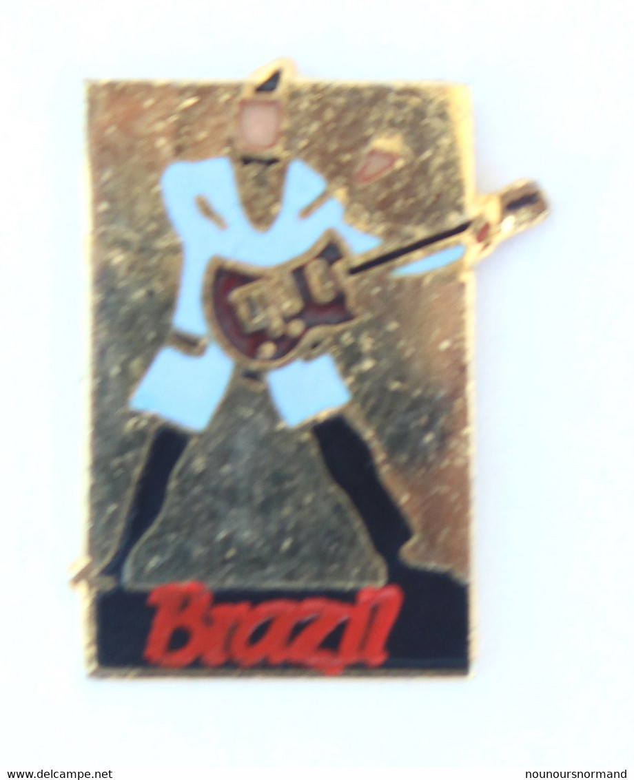 Pin's Cafés BRAZIL - Le Guitariste  - K362 - Boissons