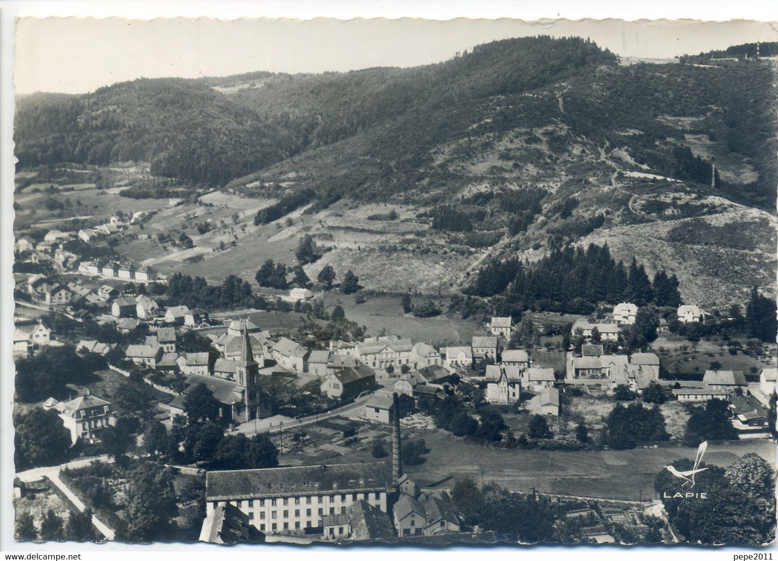 CPSM 67 LA BROQUE En Avion Au Dessus De ..., Eglise , Usine - Vue Aérienne Peu Commune - La Broque