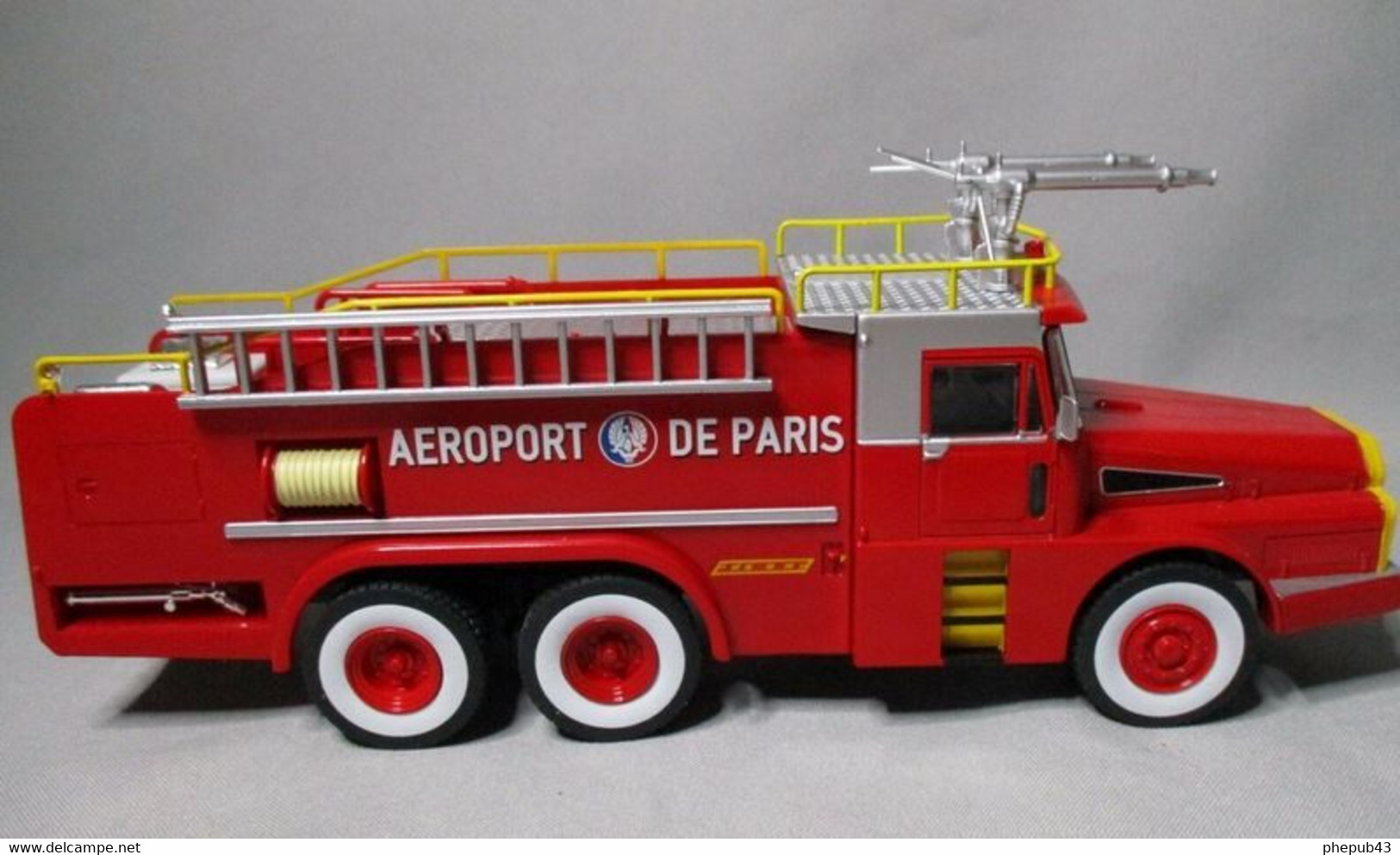 Willeme W 8 DAE 6x6 - Pompiers - Aeroport De Paris - Hachette - Autocarri