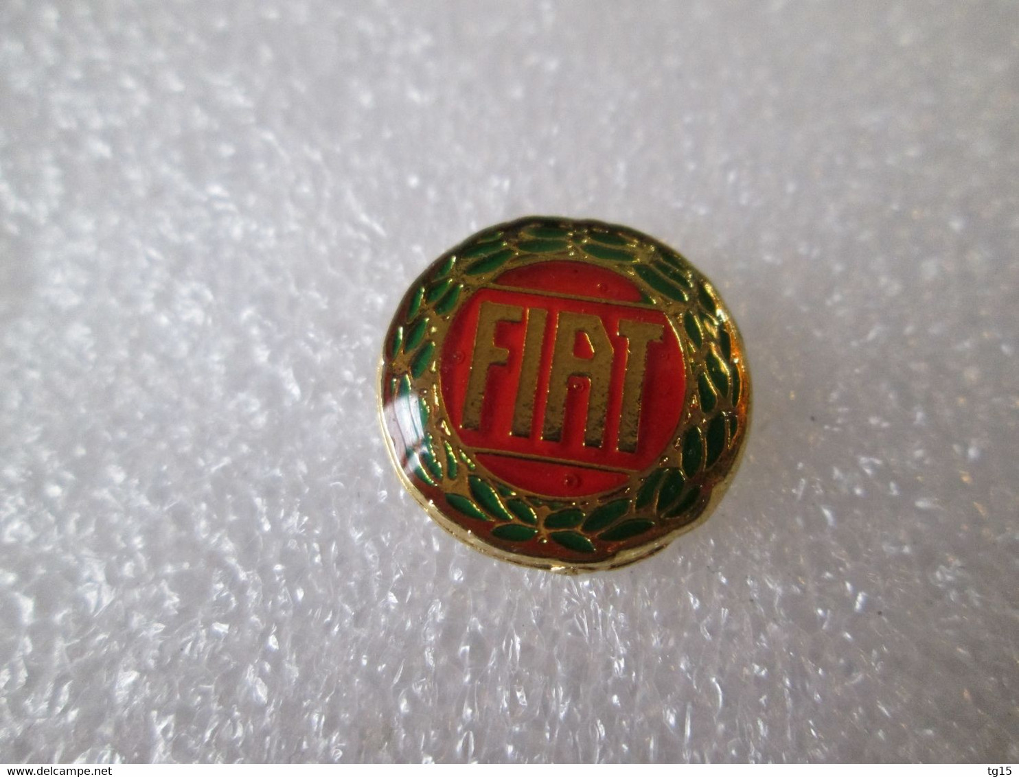 PIN'S    LOGO  FIAT - Fiat