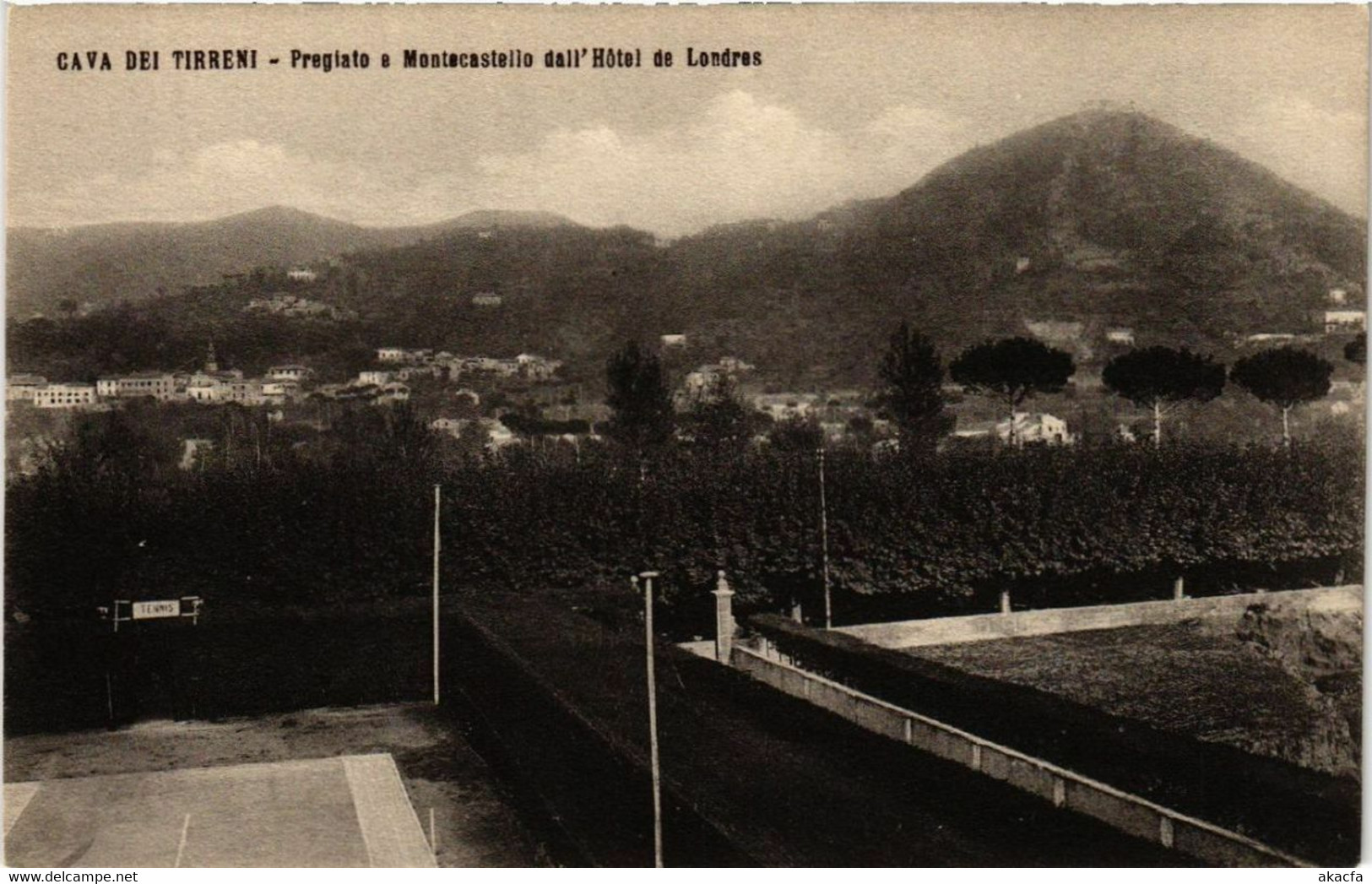 CPA AK CAVA DEI TIRRENI Pregiato Montecastello Hotel Londres ITALY (507919) - Cava De' Tirreni