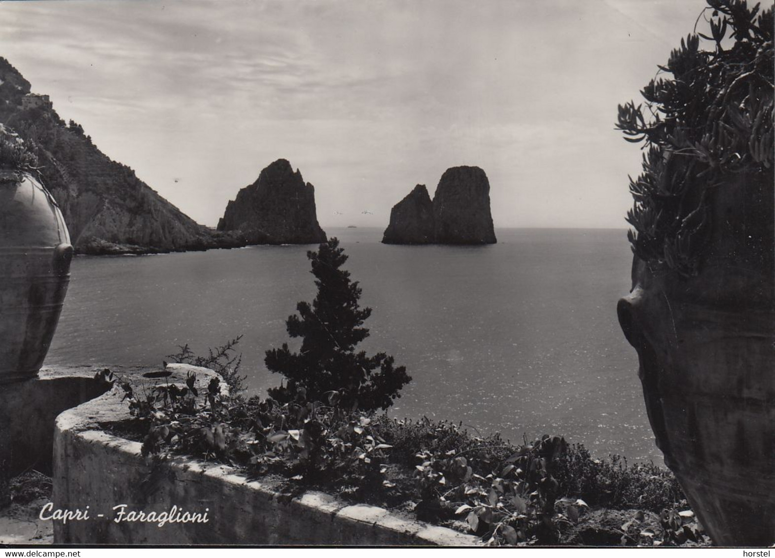 Italien - Capri - Rocks Faraglioni - Nice Stamp - Carpi