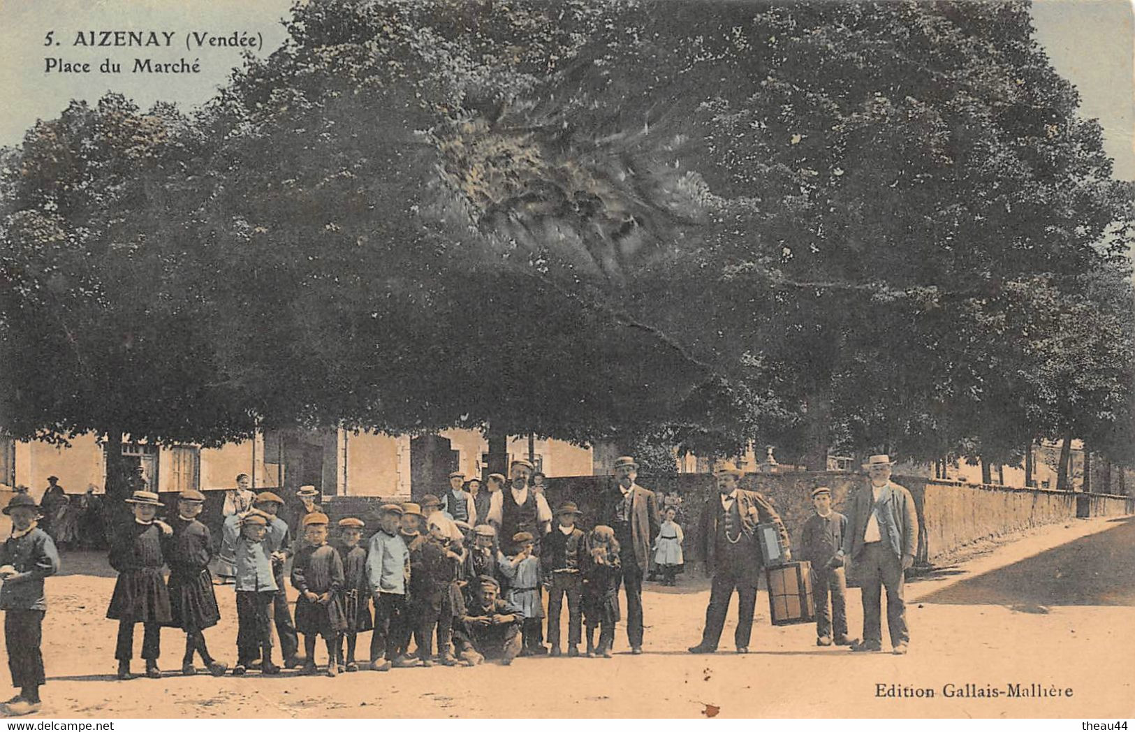 ¤¤   -  AIZENAY   -   Place Du Marché       -   ¤¤ - Aizenay