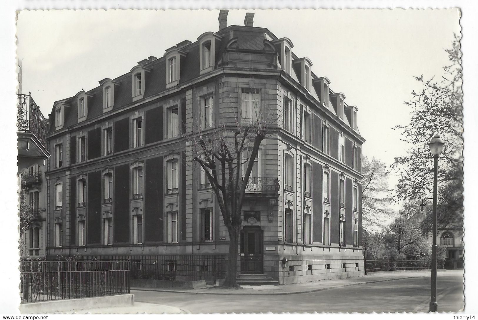 Strasbourg - Home Des Institutrices, 12 Quai Zorn - Strasbourg