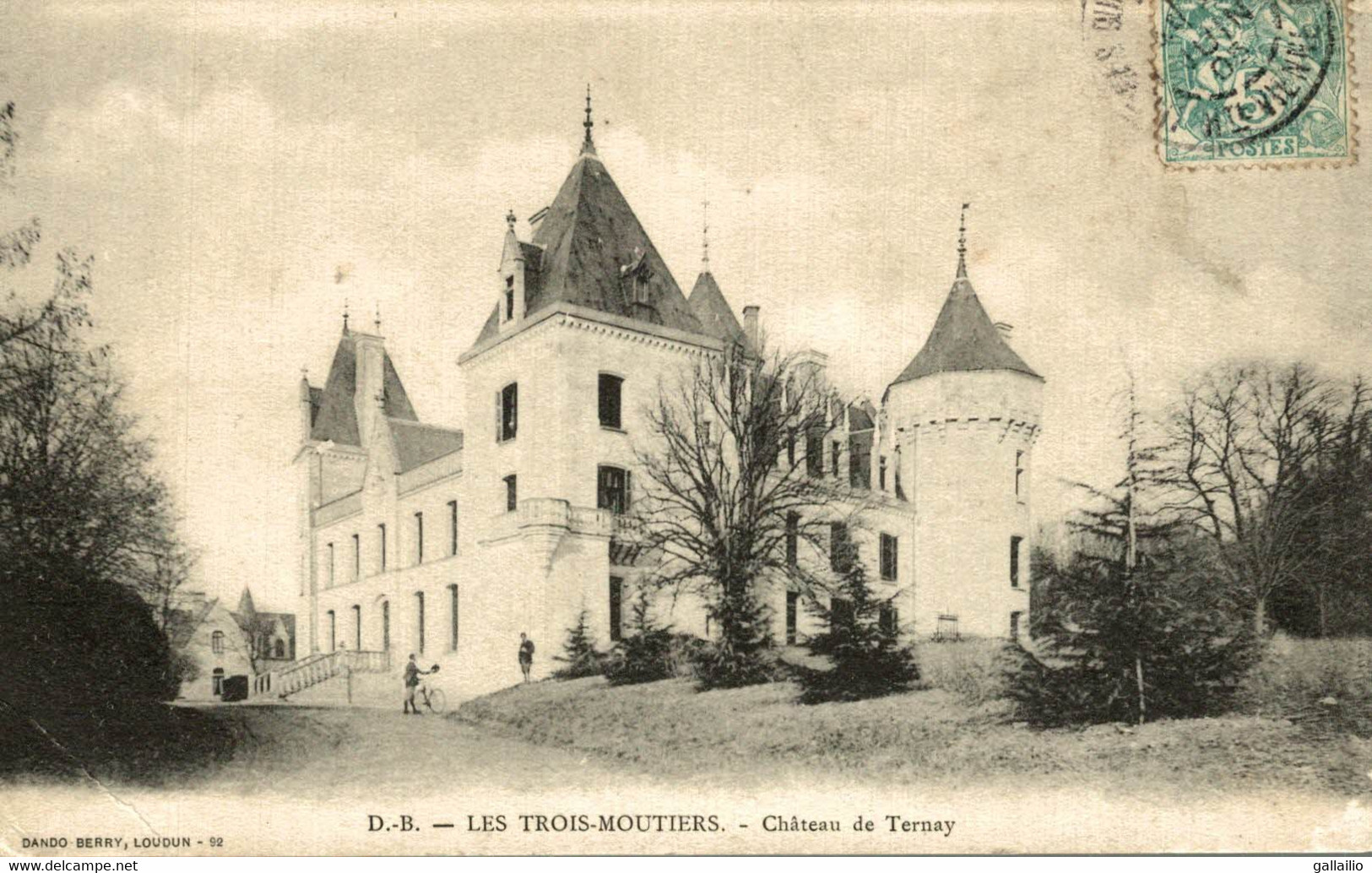 LES TROIS MOUTIERS CHATEAU DE TERNAY - Les Trois Moutiers